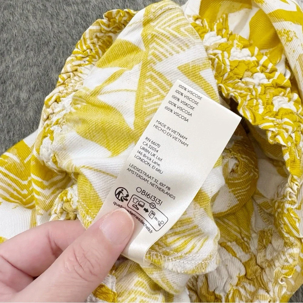 Anthropologie Easy Traveler Shorts Small - Picture 9 of 12